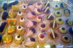 Sweet petits-fours